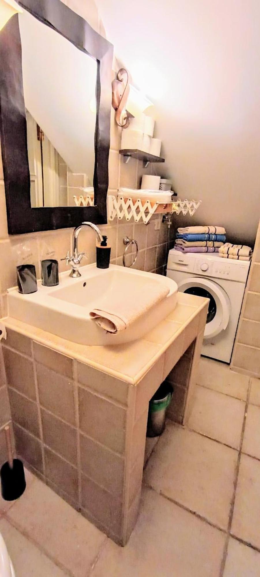 As Lucana Apartment - Ground Floor Віс Екстер'єр фото